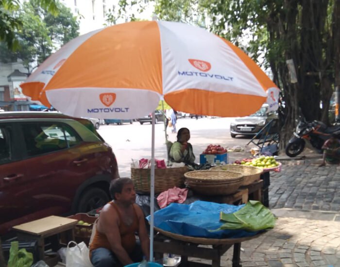 w 1125 h750 Umbrella Display Branding features photo